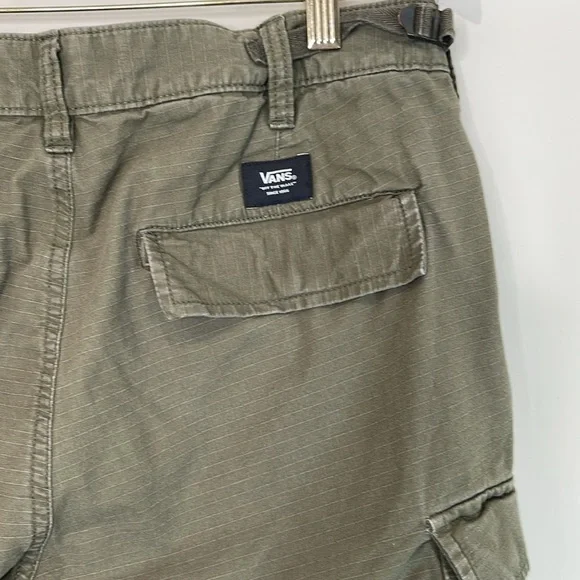 Vans Men's Olive Green Cargo Shorts Ripstop Cotton Utility Size 32 - Picture 6 of 10